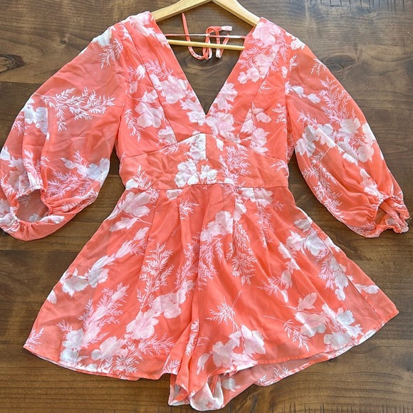 Francesca's Collections Other - Floral Romper